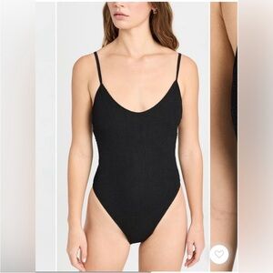 Good American Always Fits Summer Black Textured One-Piece Swimsuit size 3/4